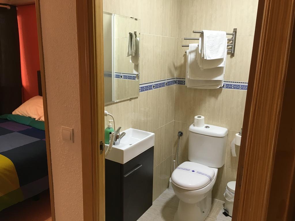 Hostal Трес Кантос Экстерьер фото