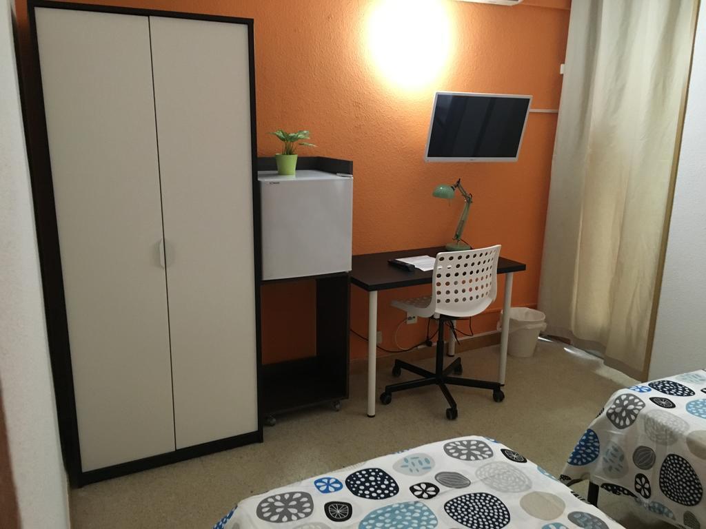 Hostal Трес Кантос Экстерьер фото
